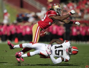 greg-little-dashon-goldson-2011-10-30-18-10-41